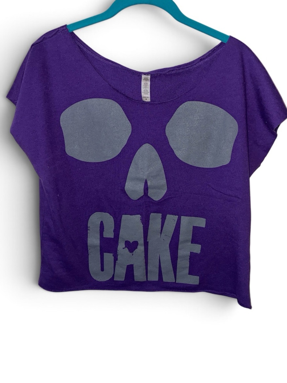 flag nor fail Purple Short-Sleeve Graphic Crop Tee with Gray Skull